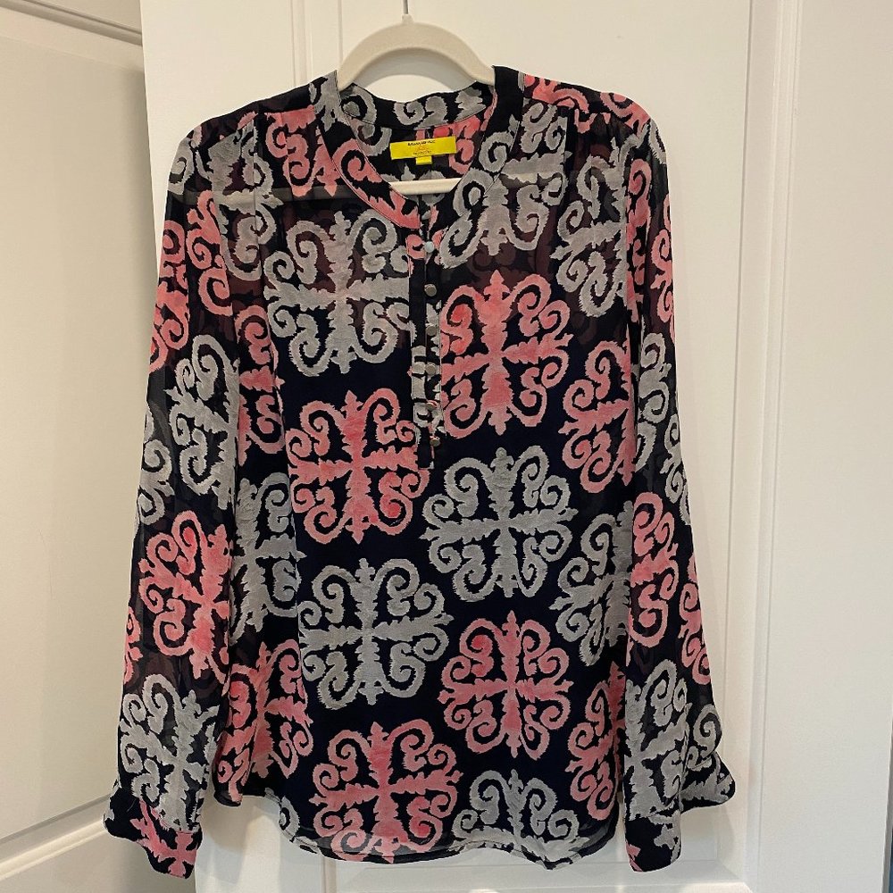 Banana Republic Millie Collection print blouse in size 12